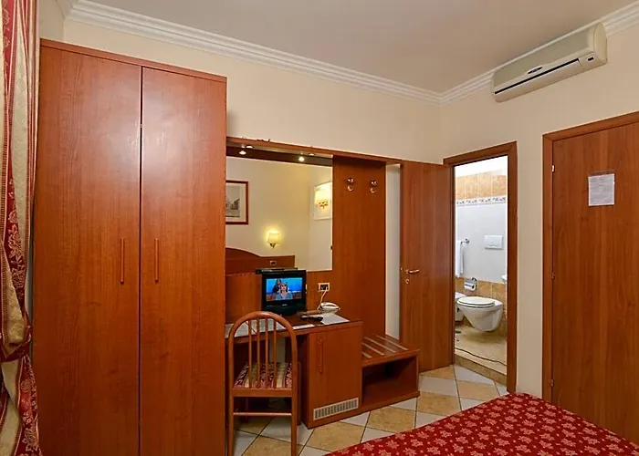 Chicago Hotel Rome